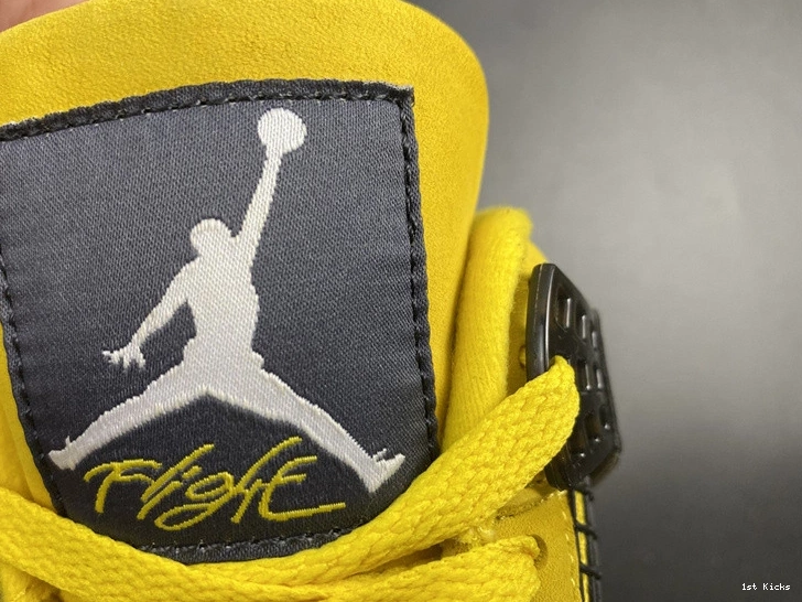 AIR 4 CT8527-702 RETRO 'LIGHTNING JORDAN LS 0917